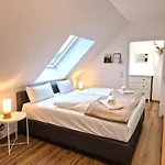 Apartment 21133 *
