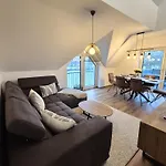 Apartment 21133 *