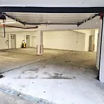 Apartment 21133
