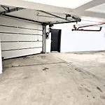 21133 Apartment *
